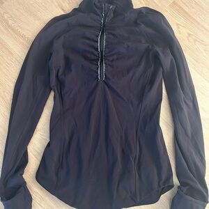 Lululemon Women's Black Long Sleeve Top